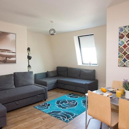 Castle Point Apartments Southampton Premier Lodge エクステリア 写真