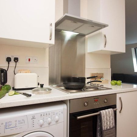 Castle Point Apartments Southampton Premier Lodge エクステリア 写真