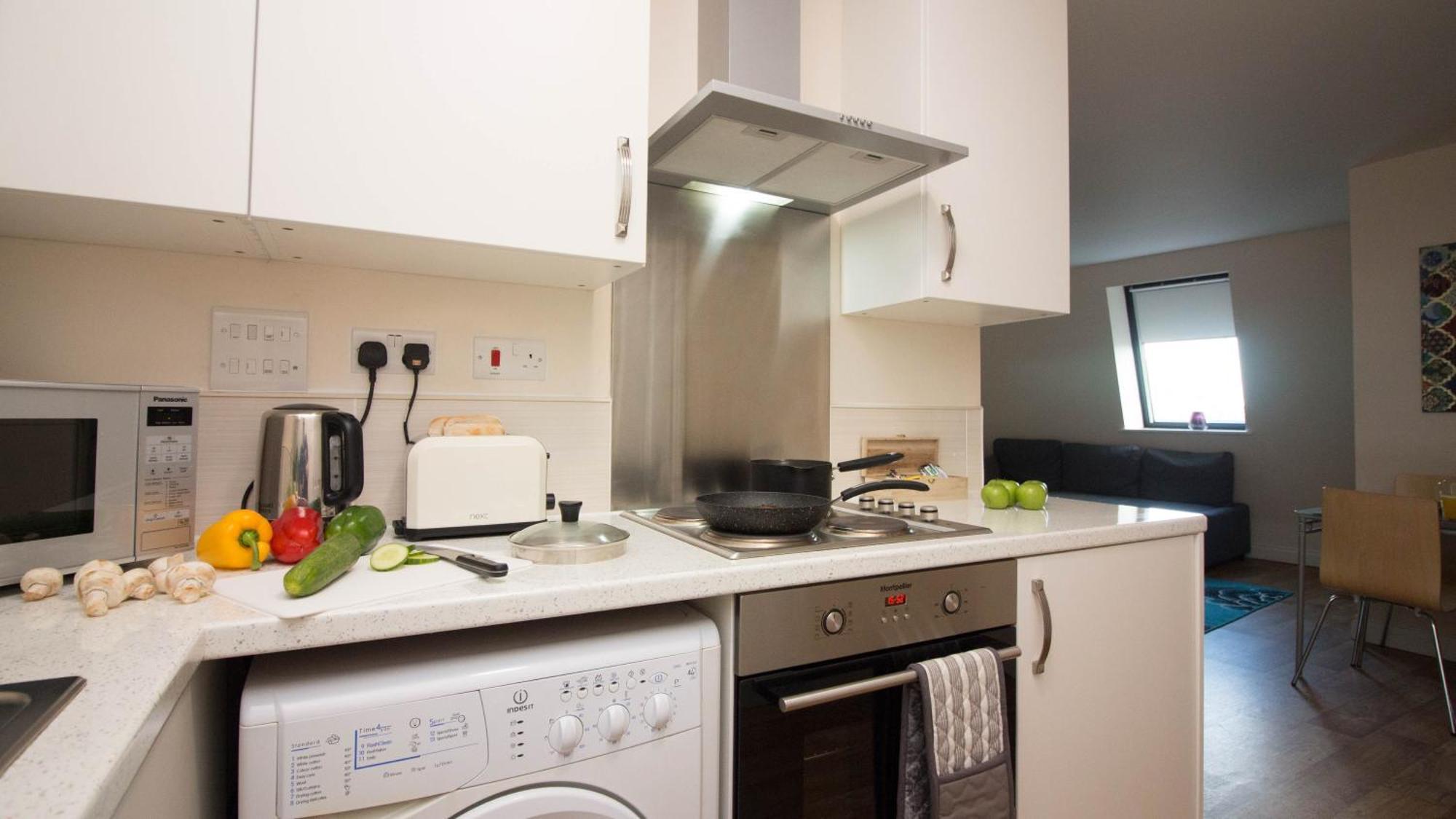 Castle Point Apartments Southampton Premier Lodge エクステリア 写真