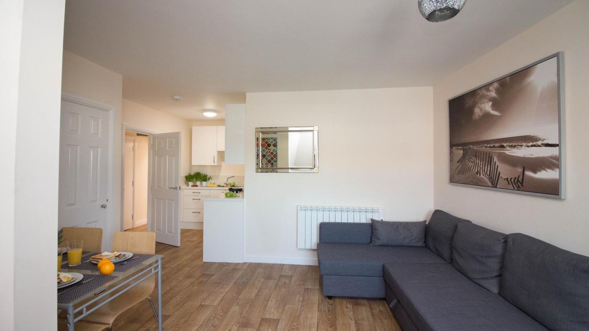 Castle Point Apartments Southampton Premier Lodge エクステリア 写真