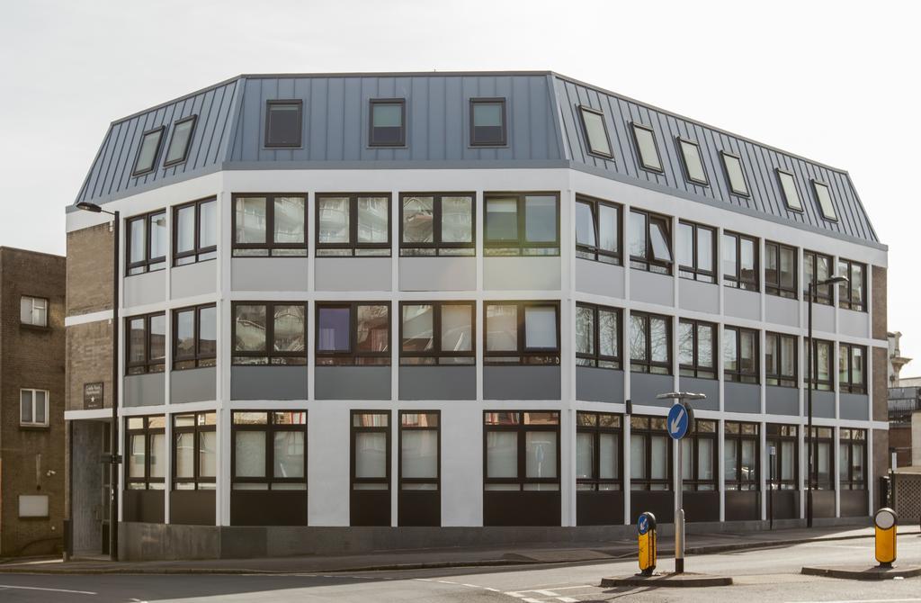 Castle Point Apartments Southampton Premier Lodge エクステリア 写真