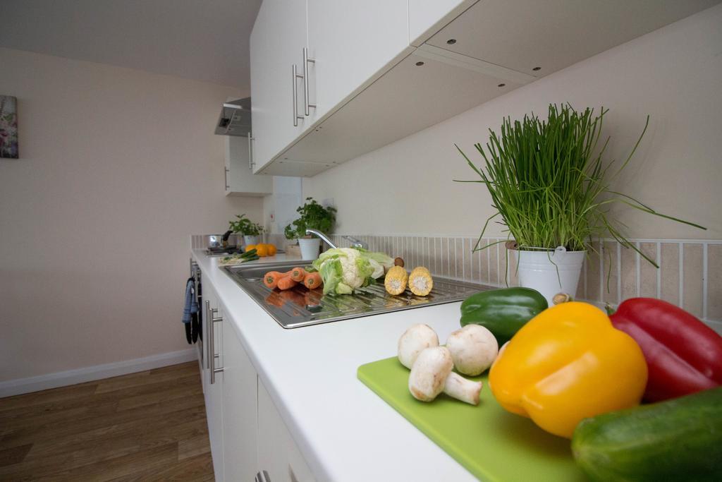 Castle Point Apartments Southampton Premier Lodge エクステリア 写真