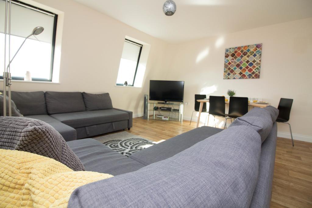 Castle Point Apartments Southampton Premier Lodge エクステリア 写真