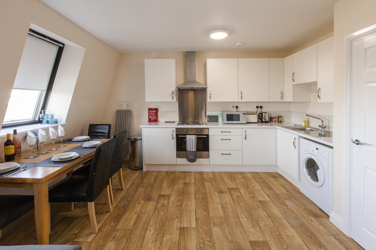 Castle Point Apartments Southampton Premier Lodge エクステリア 写真