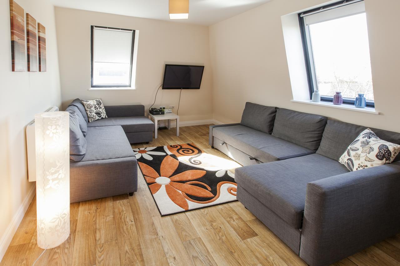 Castle Point Apartments Southampton Premier Lodge エクステリア 写真