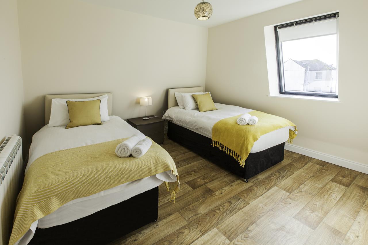 Castle Point Apartments Southampton Premier Lodge エクステリア 写真