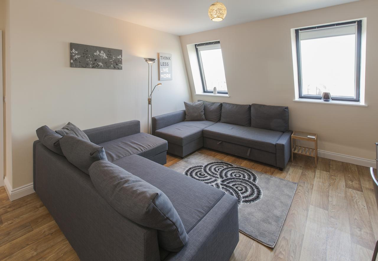 Castle Point Apartments Southampton Premier Lodge エクステリア 写真